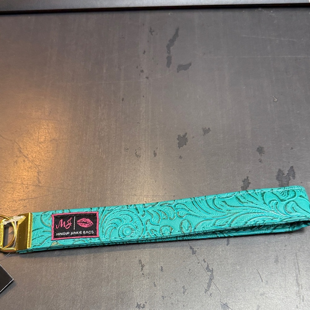 Makeup Junkie Teal Wristlet Strap